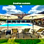 16 Lakes Hotel