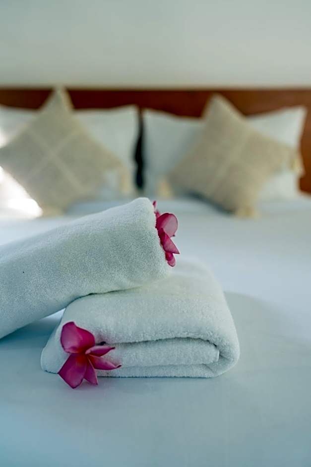 Nusa Indah Onai Hotel