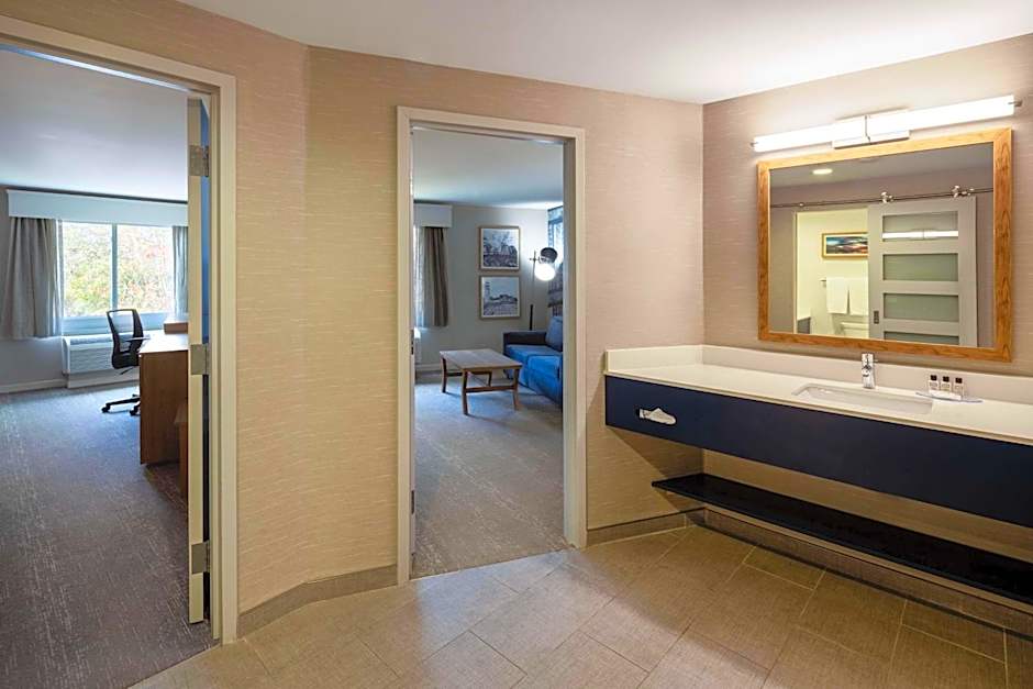 Aiden by Best Western Cape Cod - West Yarmouth