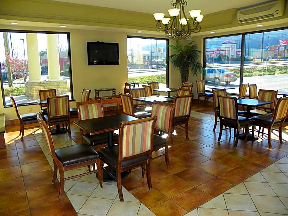 Days Inn by Wyndham Dalton