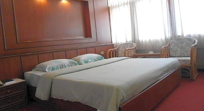 Ubon Hotel
