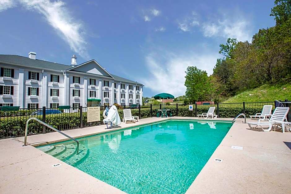 Quality Inn Greeneville - Tusculum