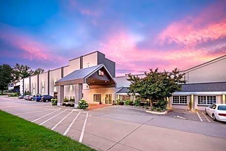 Best Western Plus Longbranch Hotel & Convention Center
