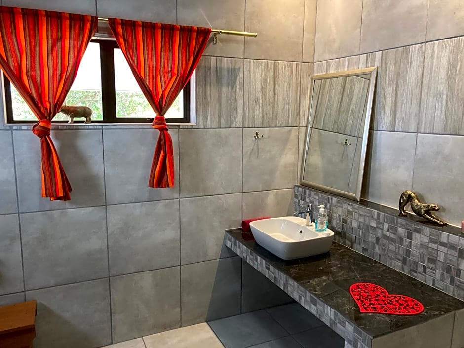 Merwenstein - Farm House, Cottages, Studio-Units