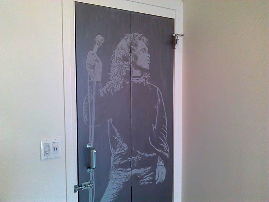 Ocean Front Vortex Female Hostel private rooms Free bikes