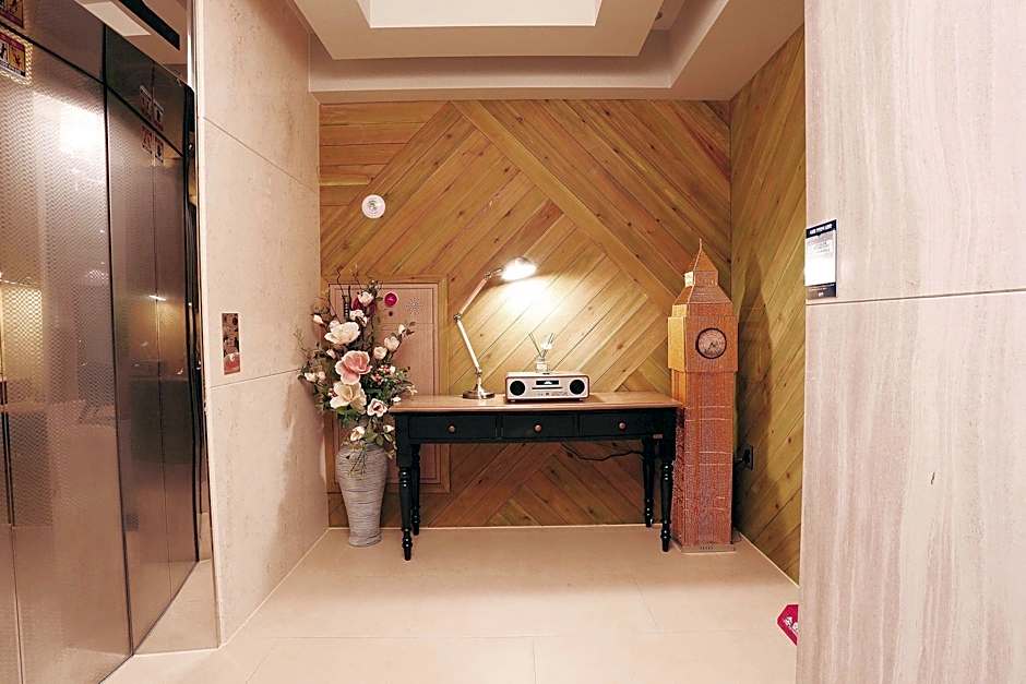 SR Design Hotel