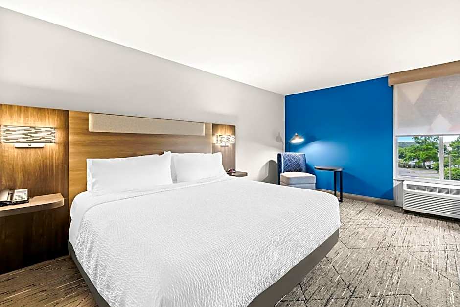 Holiday Inn Express Nashville-Hendersonville By IHG