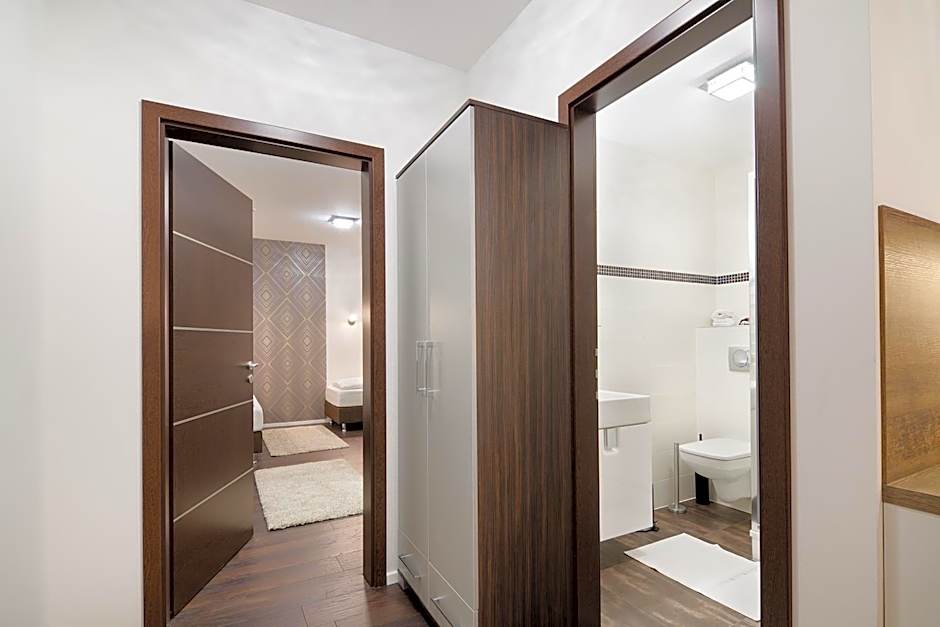 Paulay Downtown Apartments