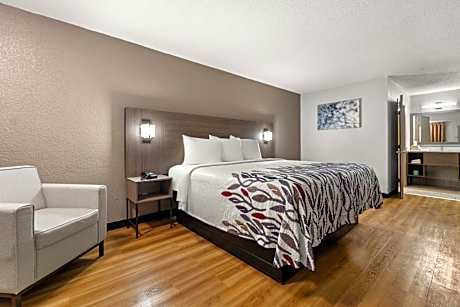 Deluxe King Room Non-Smoking