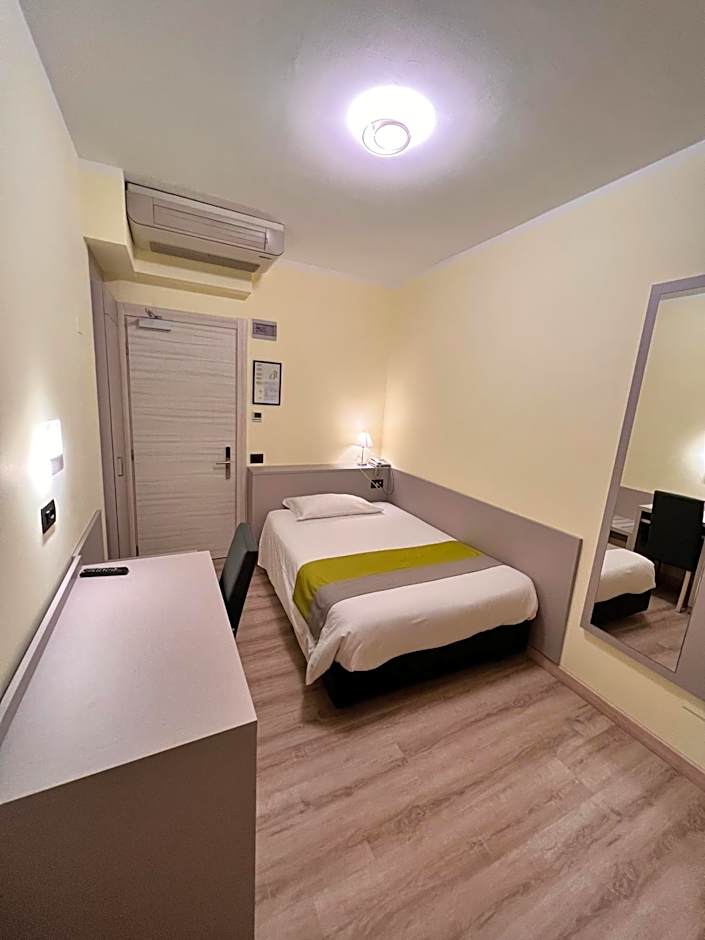 Hotel Aurora