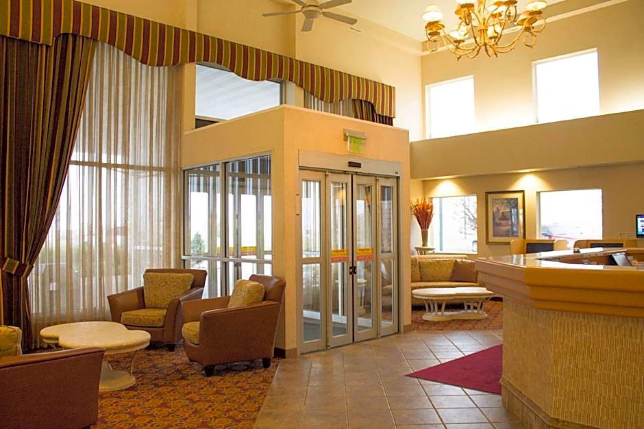 Crystal Inn Hotel & Suites - Great Falls