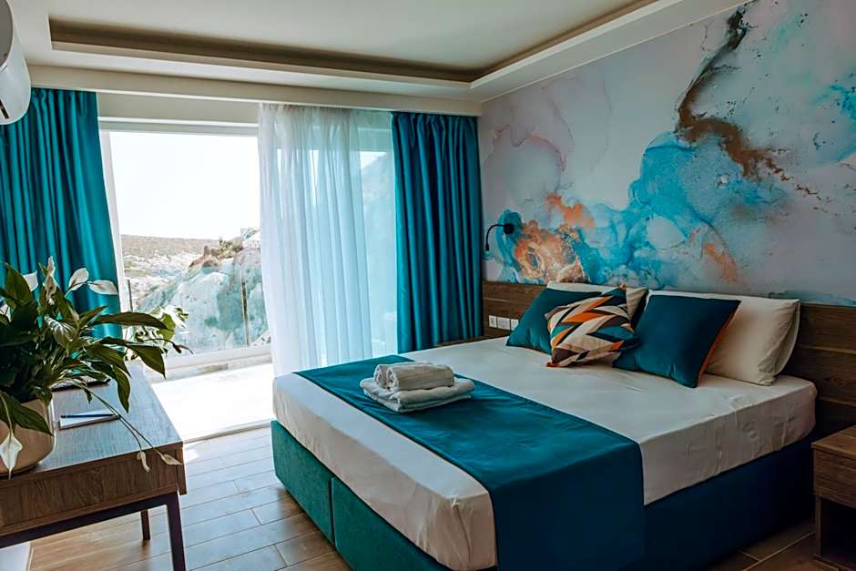 Blu Waters Boutique Hotel