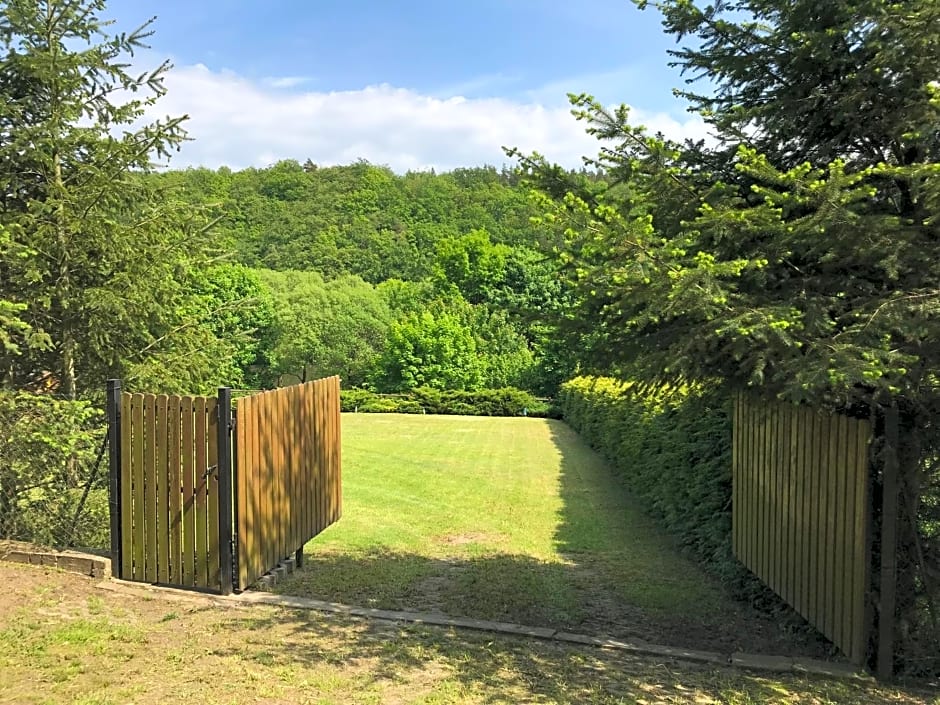 Domek letniskowy "Domek w zieleni" Kaszuby