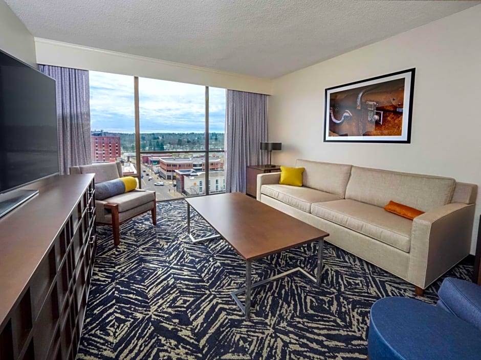 DoubleTree By Hilton Jamestown, NY