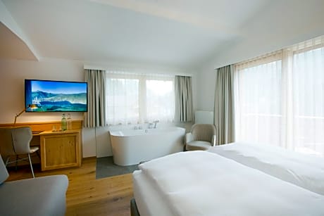 Deluxe Double Room with Balcony
