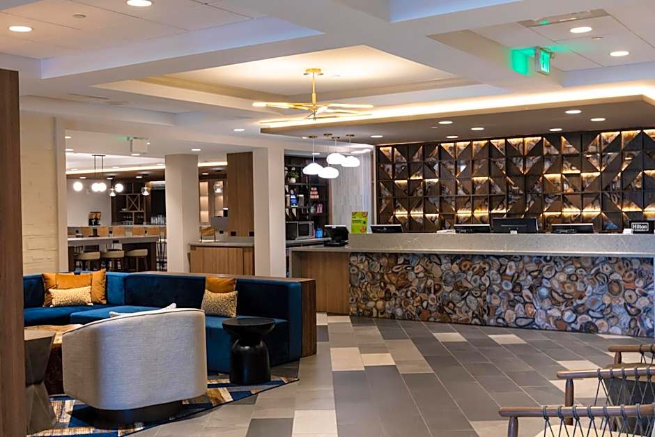 DoubleTree By Hilton Tinton Falls Eatontown