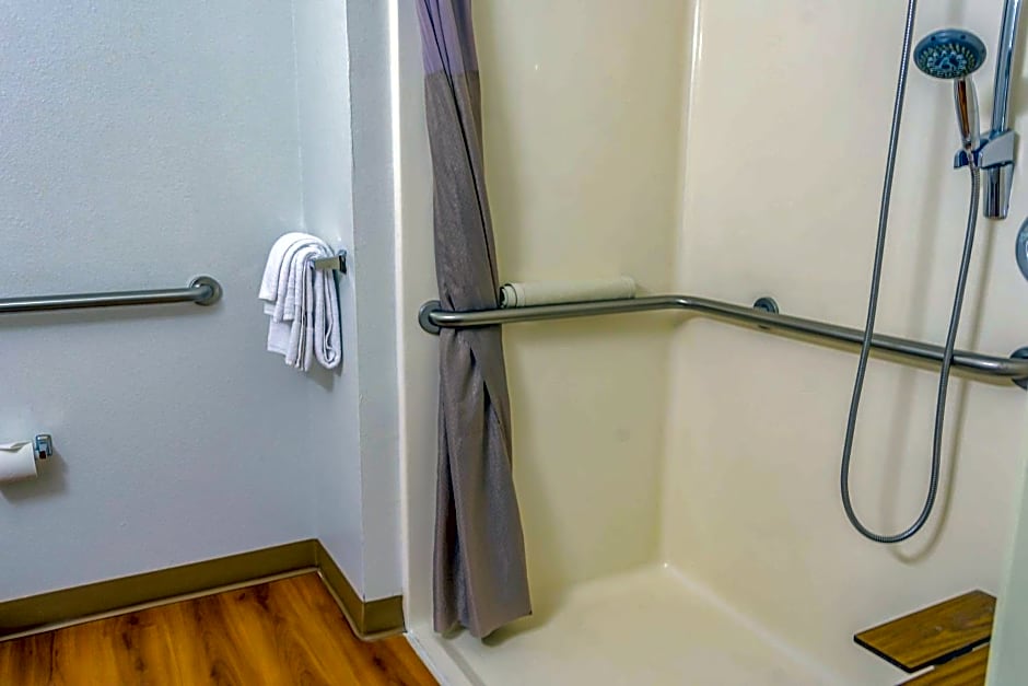 Motel 6-Redmond, OR
