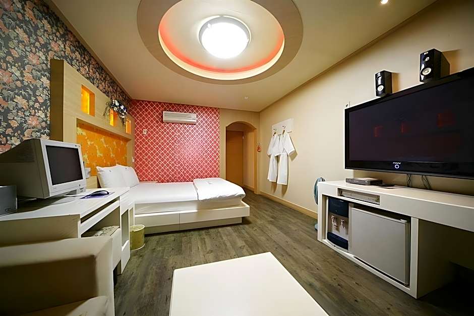 New Grand Hotel