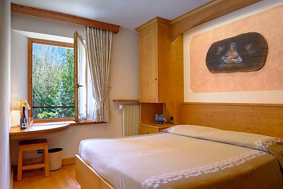 Albergo Miravalle-Tre Cime Views