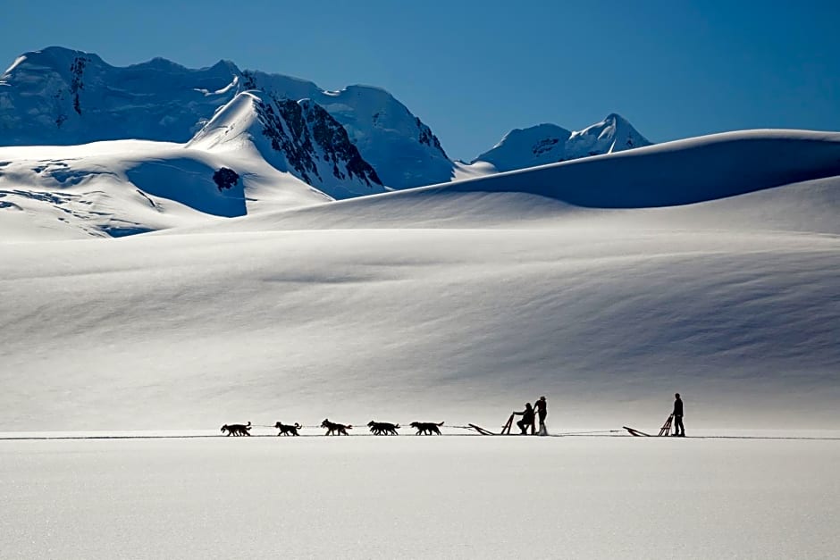 Alaska Glacier Lodge