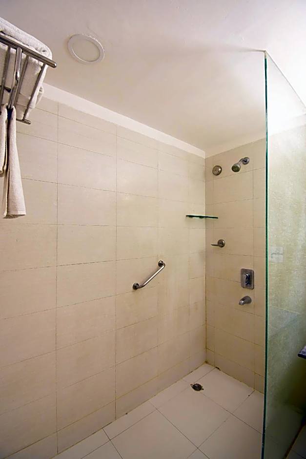 The Xen Suites,Kolkata