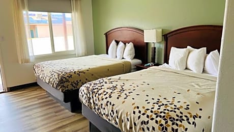 Superior Queen Room with Two Queen Beds