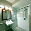 Country Inn & Suites by Radisson, Rock Falls, IL