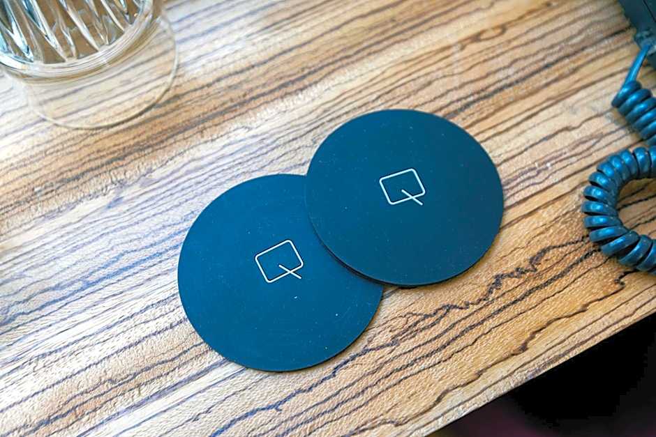 Quentin Golden Bear Hotel