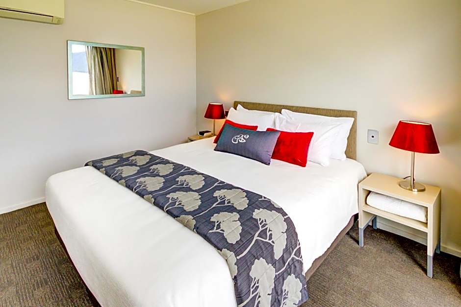 Marakura Deluxe Motel