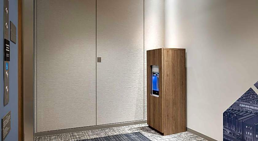 Four Points Flex by Sheraton Yokohama West