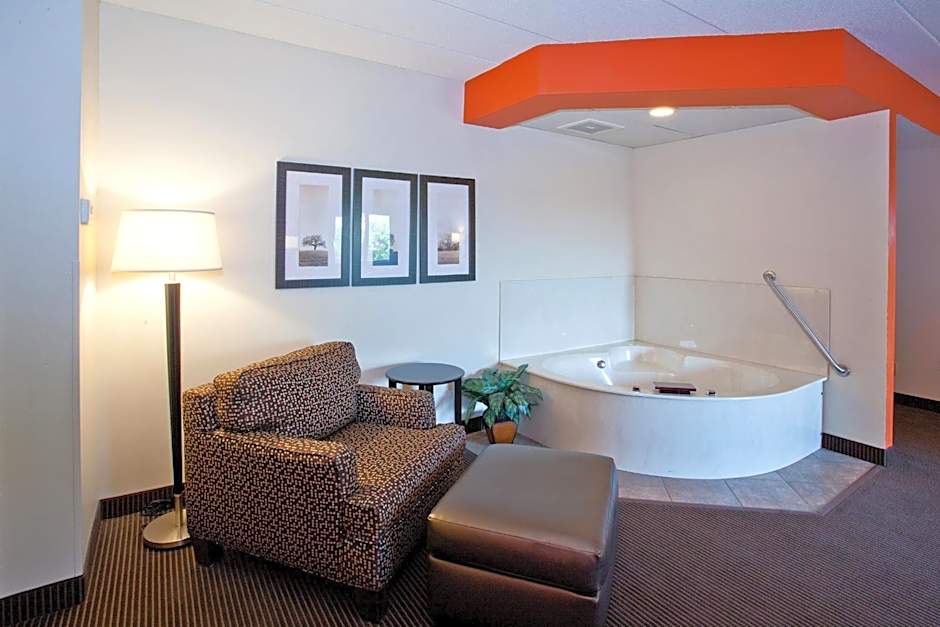 AmericInn by Wyndham Chanhassen