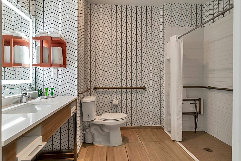 Holiday Inn Express & Suites Destin - Miramar Beach By IHG
