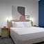 Spark by Hilton Miami Doral