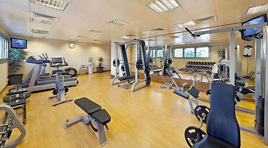 Al Manzel Hotel Apartments