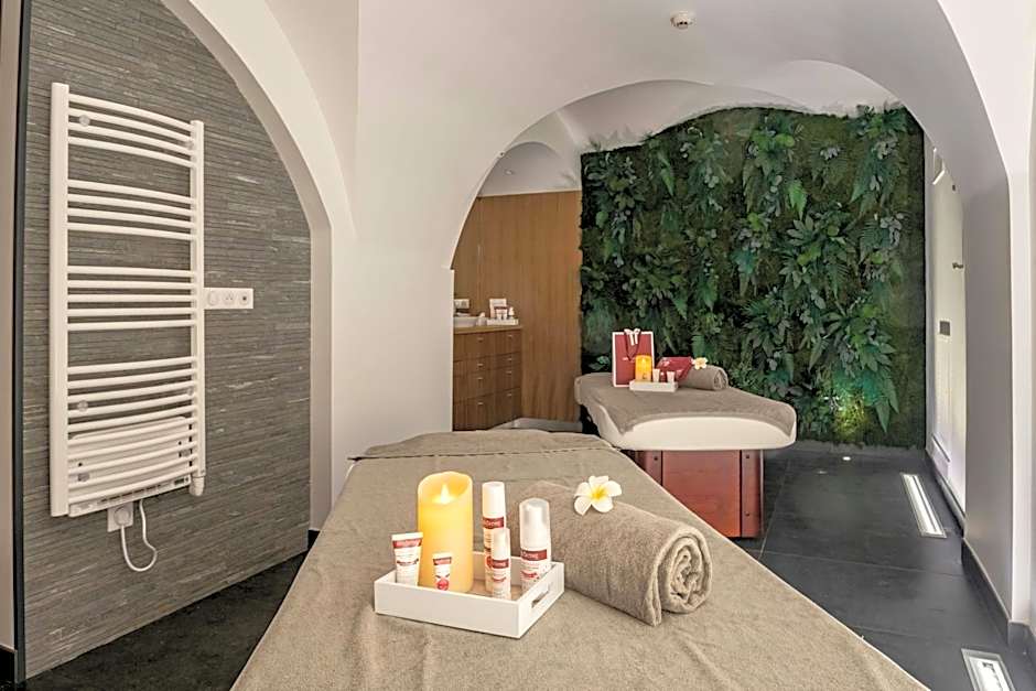 Hotel de Bourgtheroulde, Autograph Collection by Marriott