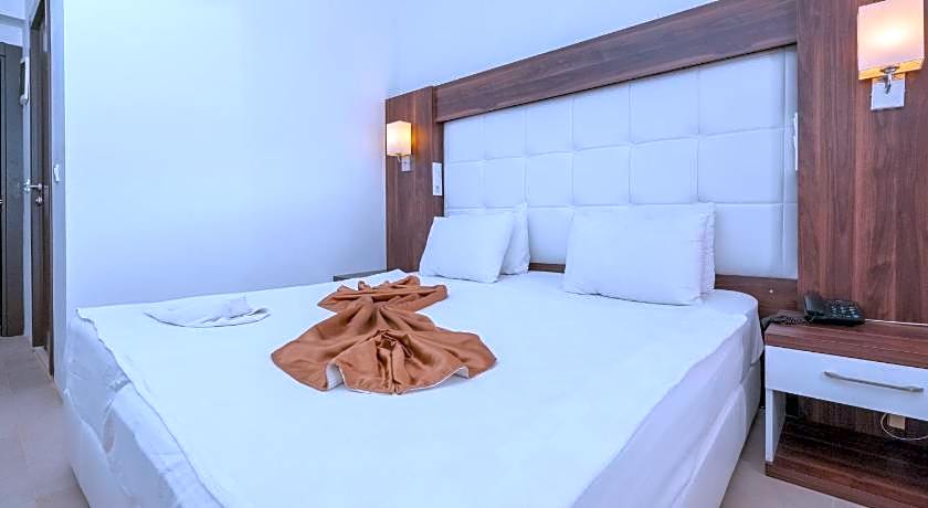 Arora Hotel