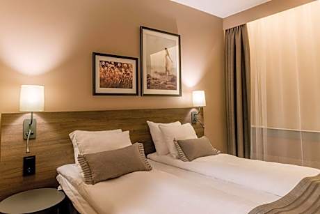 Budget Twin Room without Windows