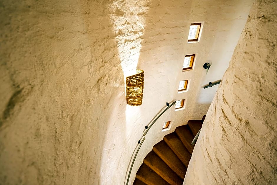 Hakunamatata Lodge & Health Spa/ Wedding & Conference venue