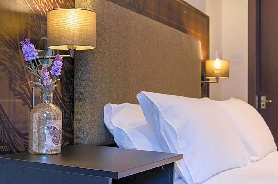 Thrums Hotel, Kirriemuir