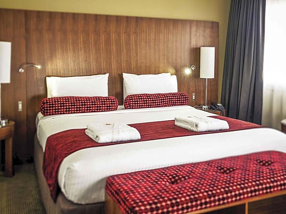 Mercure Sydney Liverpool Hotel