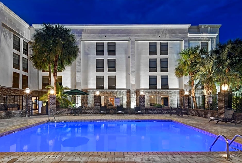 Hampton Inn By Hilton Charleston/Mount Pleasant-Patriots Point