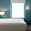 Home2 Suites by Hilton Atlanta Airport College Park