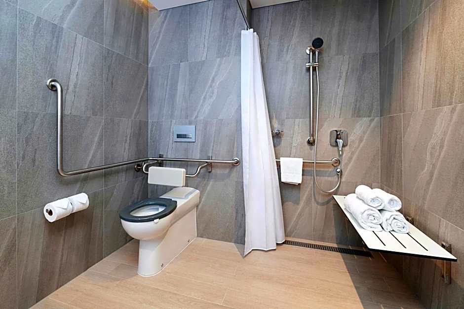 DoubleTree By Hilton Perth Waterfront