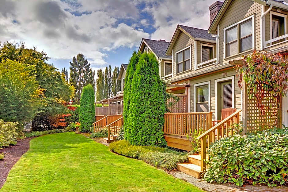 Wild Iris Inn