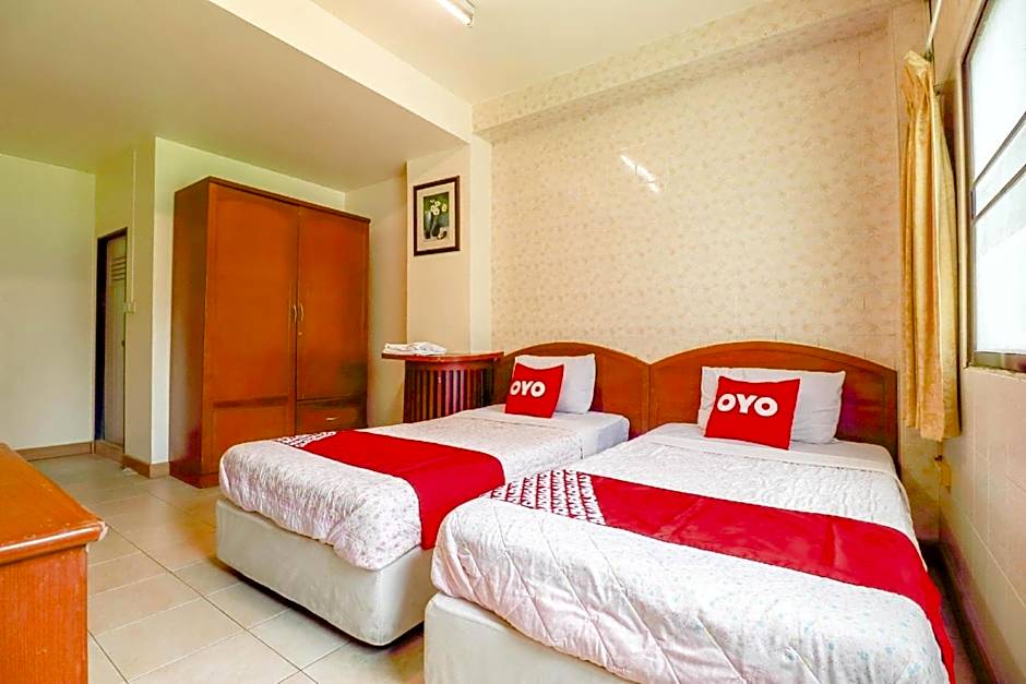 OYO 583 Sweethome Guest House