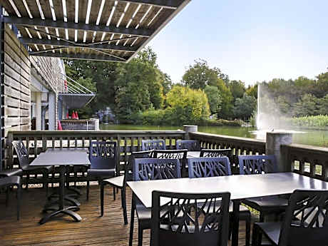 ibis Bourg Jasseron/Teyssonge