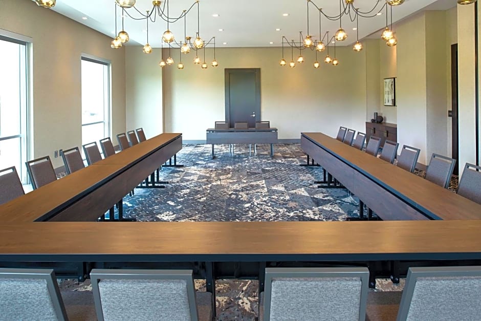 Holiday Inn Boston Logan Airport - Chelsea By IHG