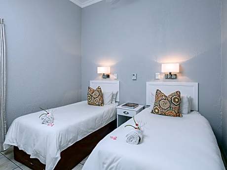 Two Bedroom Chalet with Patio