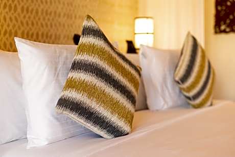 Superior Suite King Ocean View w Whirlpool