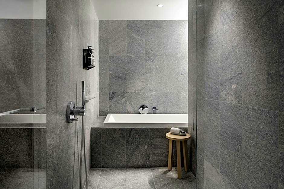 Muir, Luxury Collection